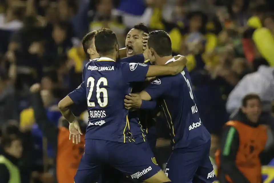 En Arroyito, Rosario Central le ganó 1 a 0 a Atlético Nacional 