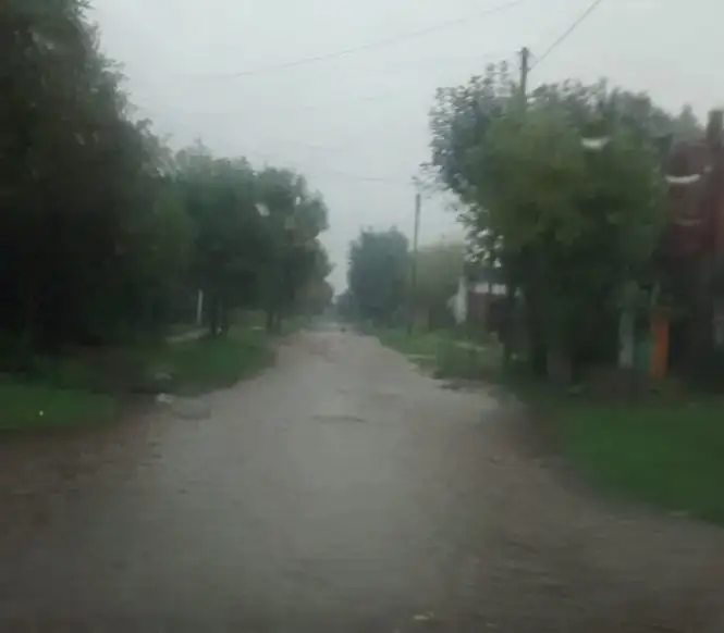 #PeriodistaPorElDía: "Mi calle es un río, no puedo salir"
