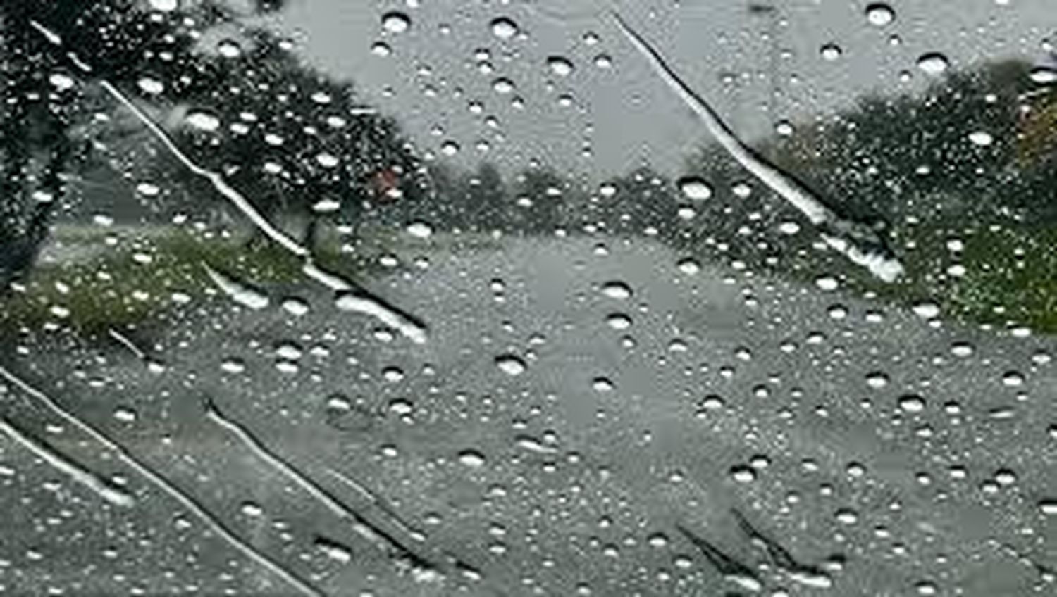 Día de lluvias y lloviznas: Prevén el ingreso de un nuevo frente de aire frío