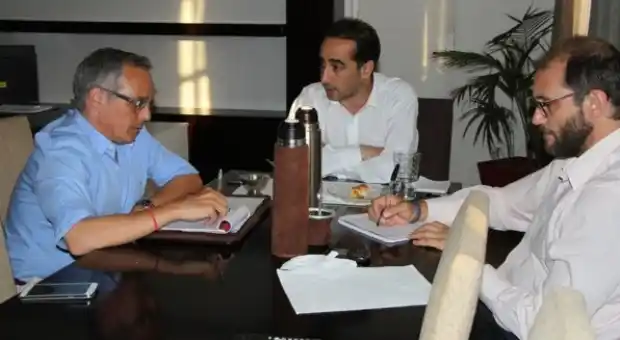 Morón: Tagliaferro recibe reclamos a través de las redes sociales