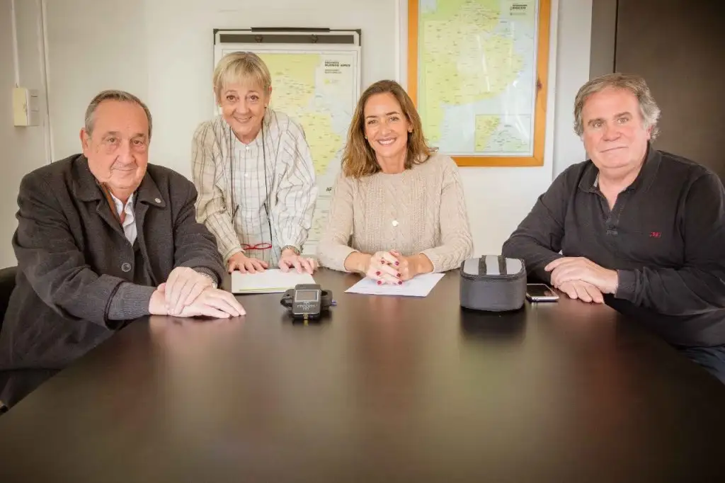El Municipio recibió tobilleras duales para combatir la violencia de género