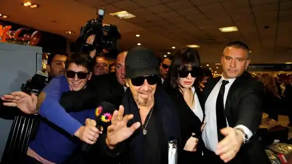 Al Pacino llegó a la Argentina y revolucionó el aeropuerto