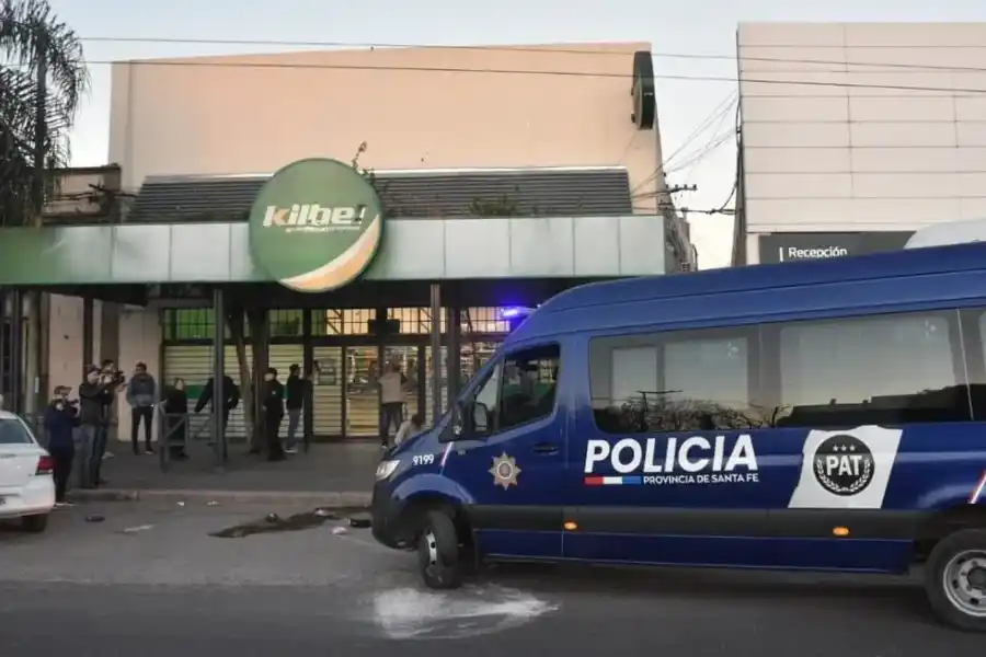 VIDEO | Así saquearon un supermercado de Santa Fe