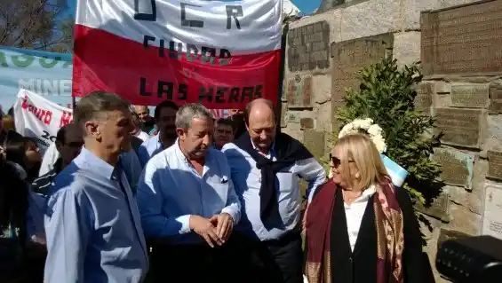 Elecciones 2015: Sin 'Pino' Solanas, presidenciables del FAU se mostraron juntos en Mendoza