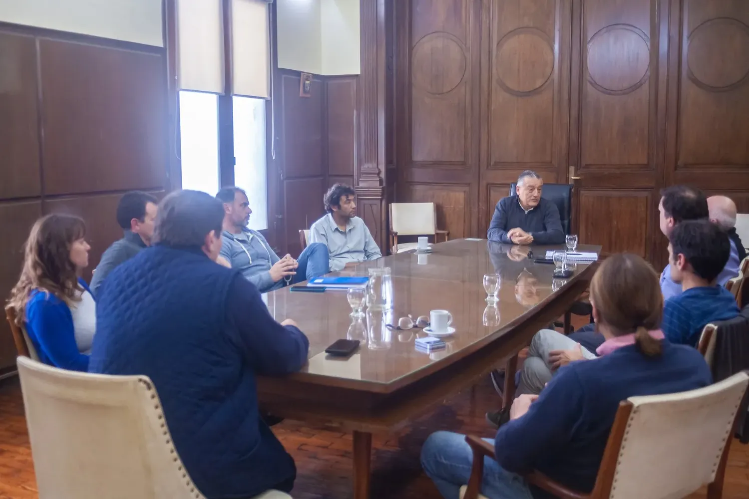 Alberto Gelené se reunió con representantes de YPF.