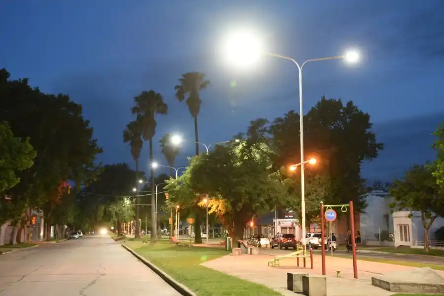 El sistema de luces LED logra mayor cobertura lumínica y por ende, más seguridad.