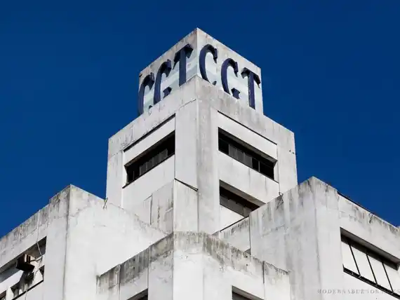 La CGT presentó un amparo contra el decreto que busca limitar huelgas