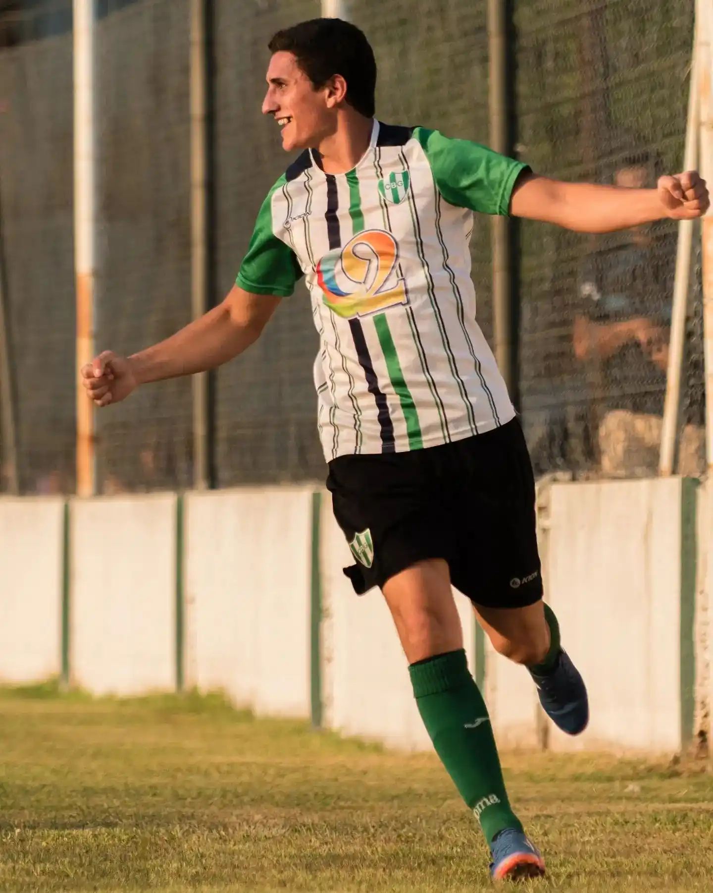 Ignacio Zair pretende estar ciento por ciento para el partido del domingo y por ello hizo fútbol el miércoles en el nocturno de Gualeguay Central.