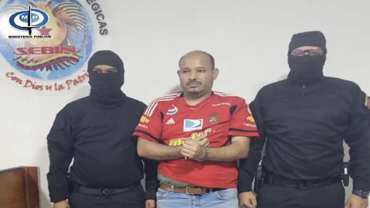 DETENIDO EL PERIODISTA CARLOS JULIO ROJAS: fiscal Saab dice que está implicado en un  intento de magnicidio contra Maduro