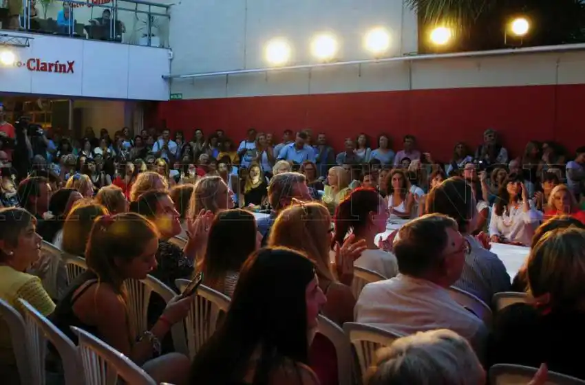 La moda y la música se vuelve a hacer presente en Espacio Clarín