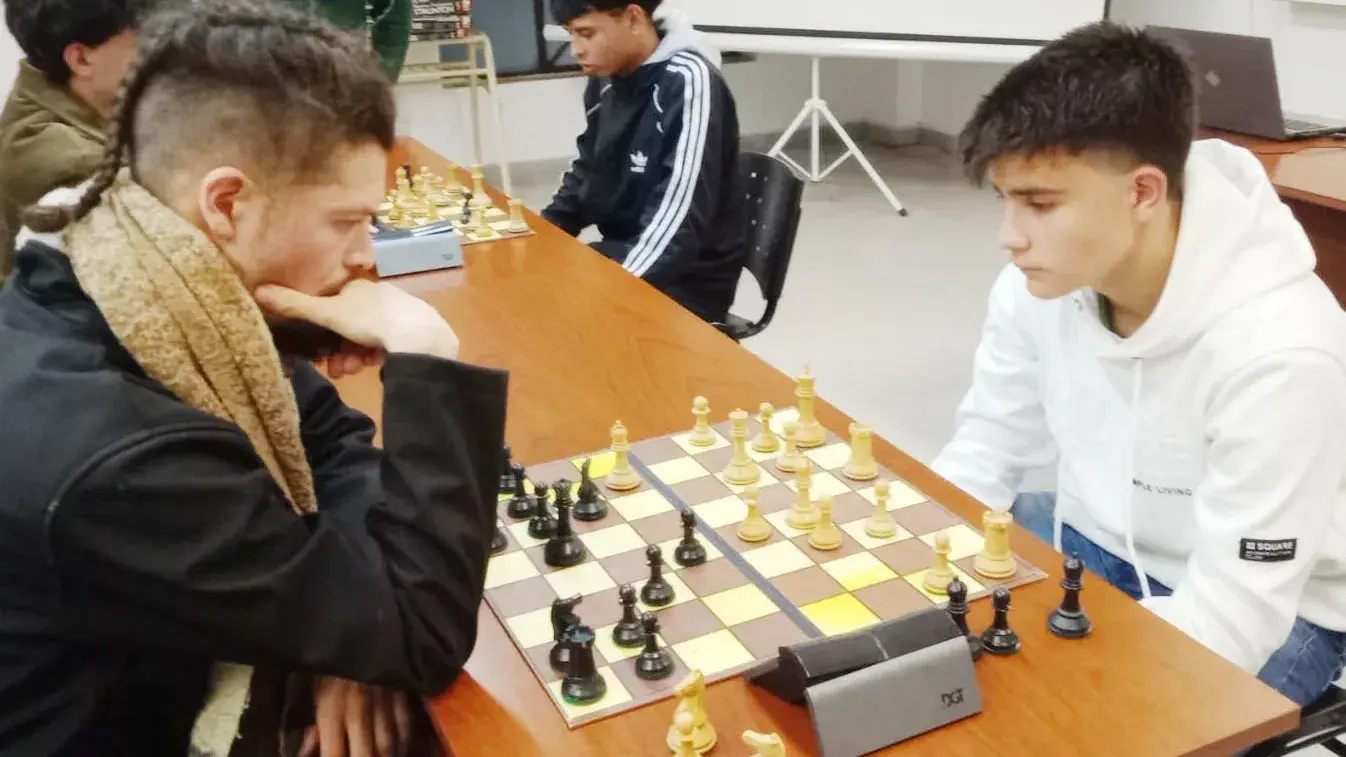 Rodrigo Curcho ganó la segunda etapa del Circuito Blitz de ajedrez