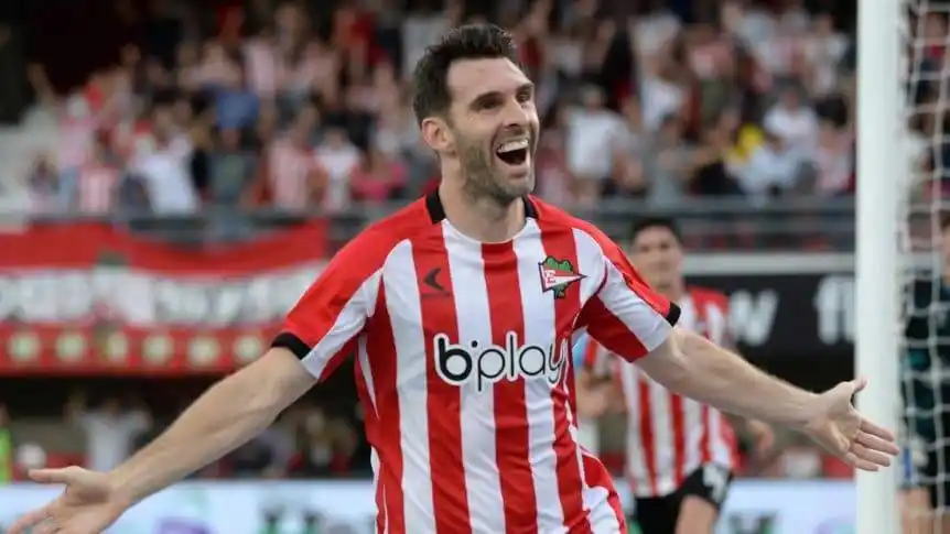 Estudiantes le ganó un partidazo a Arsenal y es único puntero de la Zona 2 