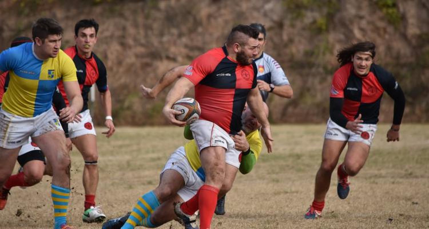 Tiro Federal  ganó y sube