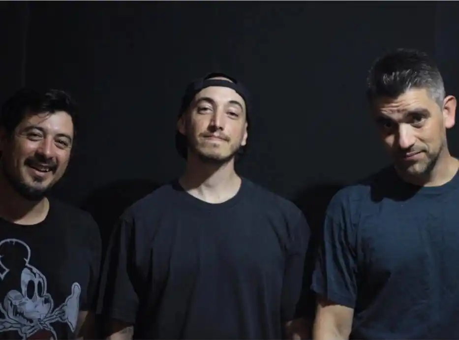 Colties, un sonido marcado por la movida musical de los 90