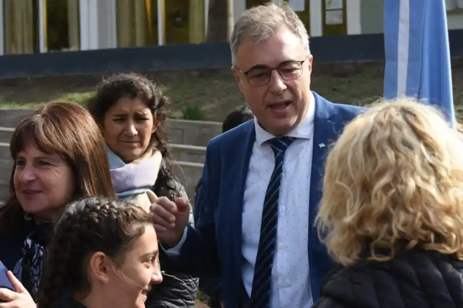 “Yo estoy orgulloso de ser el Intendente de una ciudad que tiene al trabajo como el eje vector”, afirmó Luis Castellano.