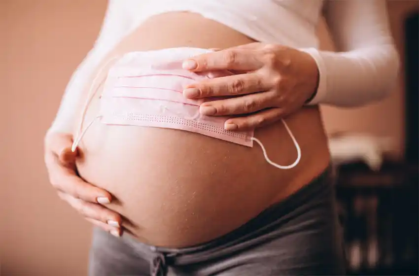 Una mujer murió por coronavirus luego de dar a luz en Rosario