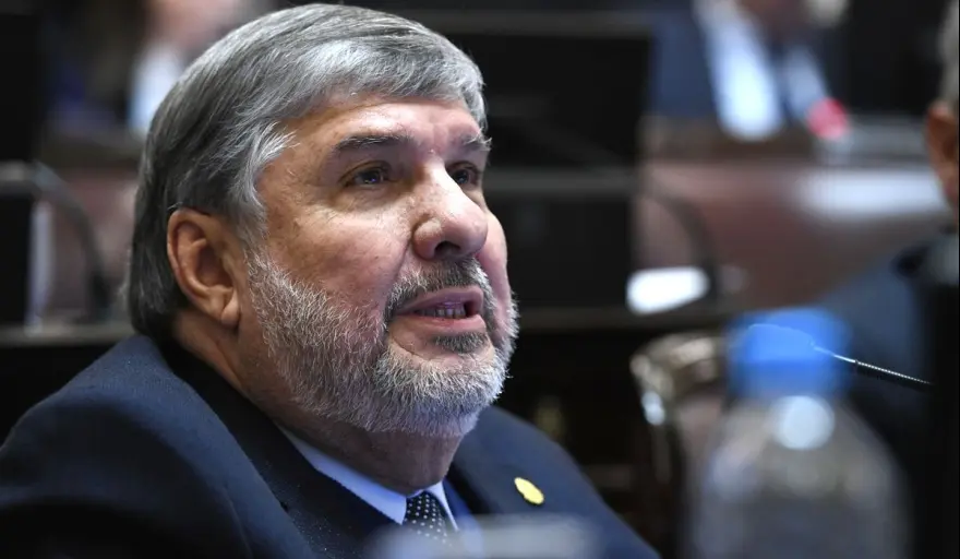 José Mayans exige abrir juicio político contra Milei