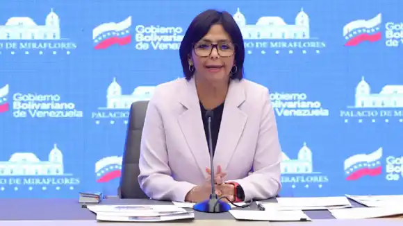 «FUE UN TRIUNFO PARA VENEZUELA» el pronunciamiento de la CIJ: Delcy Rodríguez dice que no suspende el referendo