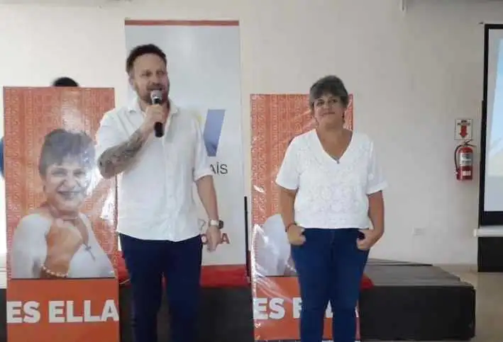 En desacuerdo por sus múltiples 
candidaturas, Ocampo se alejó de Neme
