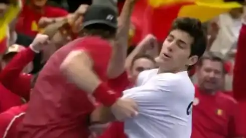 Nunca visto: golpeó a su rival y le dieron por ganado el partido en la Copa Davis