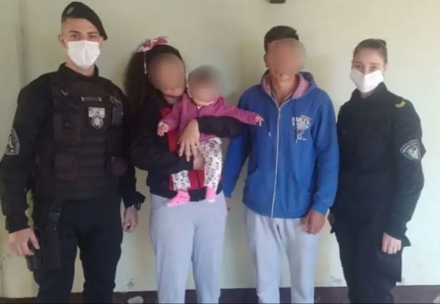 Policías salvaron la vida de una beba con maniobra de RCP