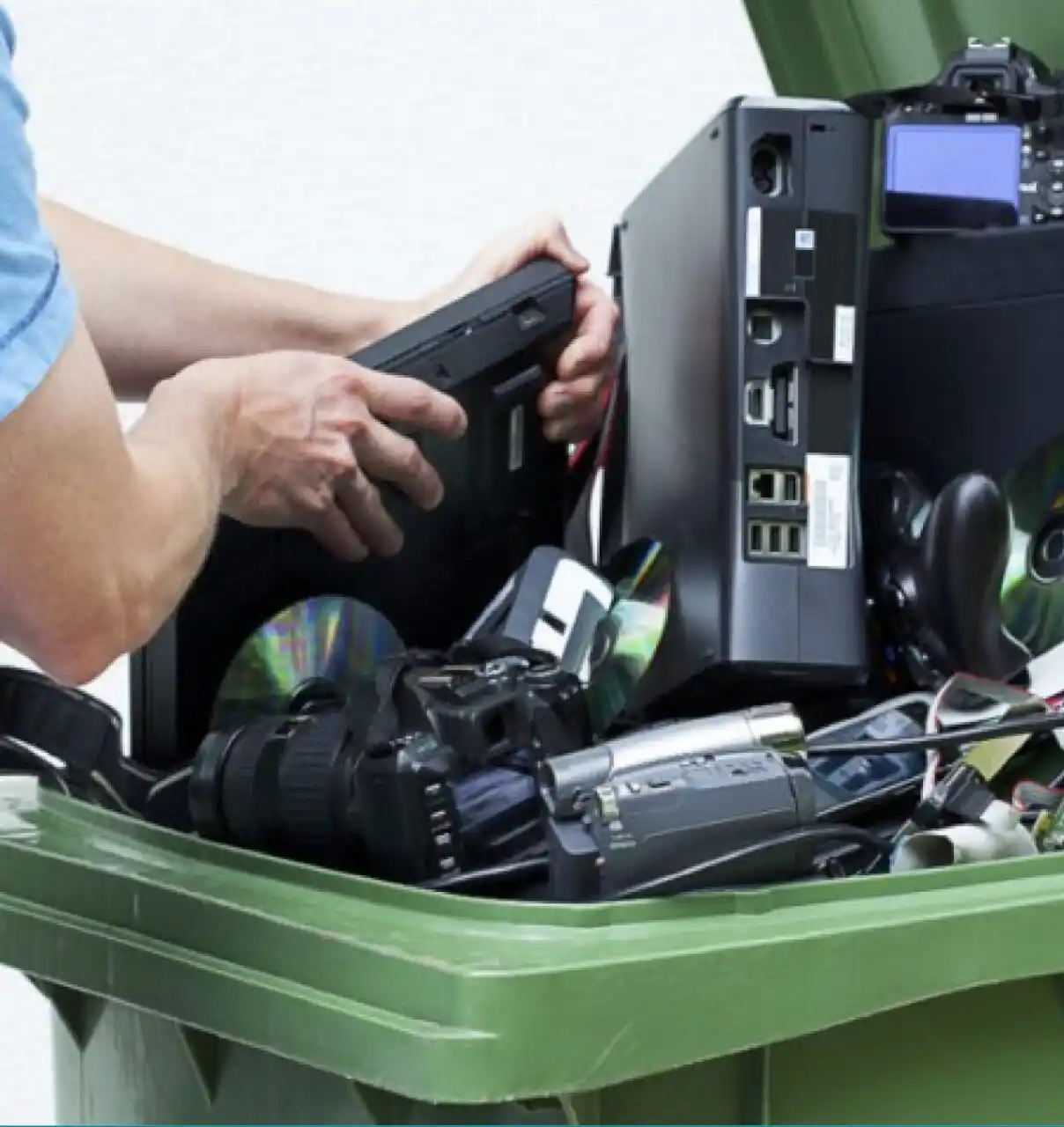 Jornada de recolección de residuos electrónicos en el “Venite al Parque” 