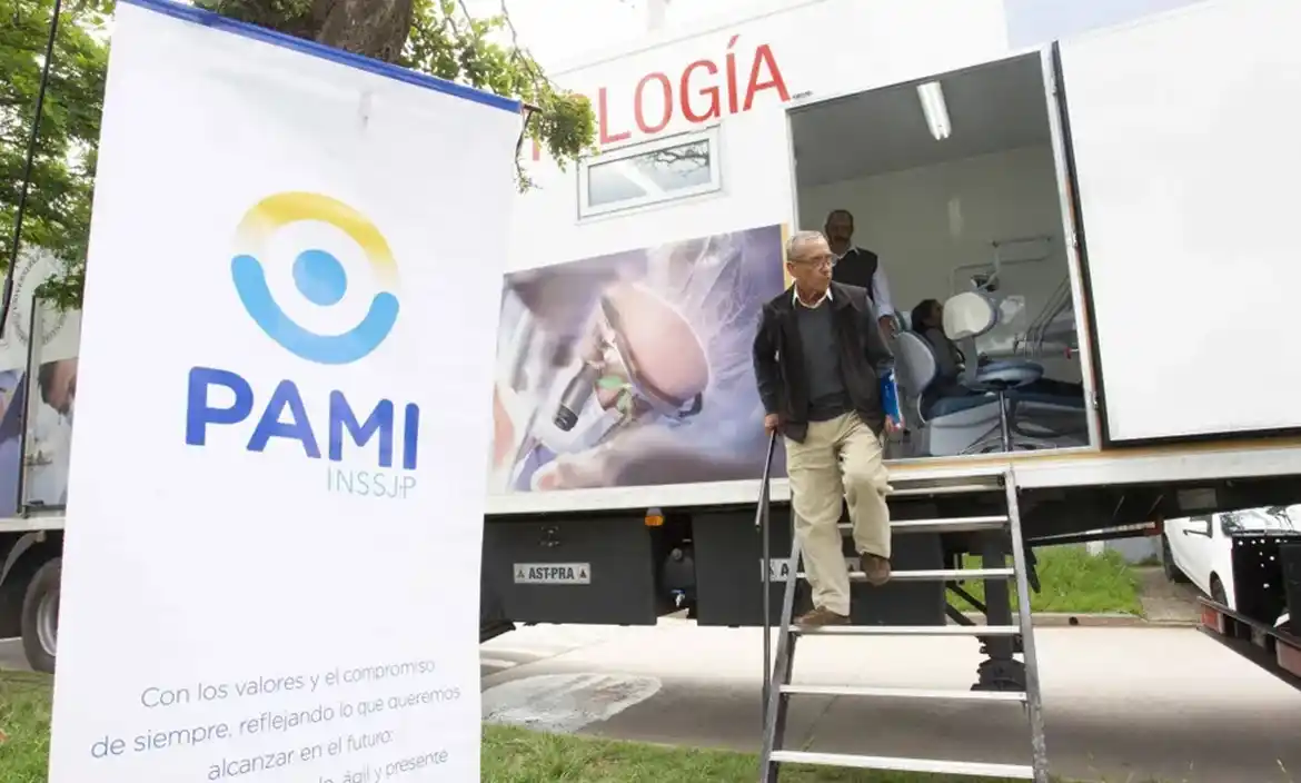 Habilitan una herramienta que permite a jubilados de PAMI resolver reclamos médicos