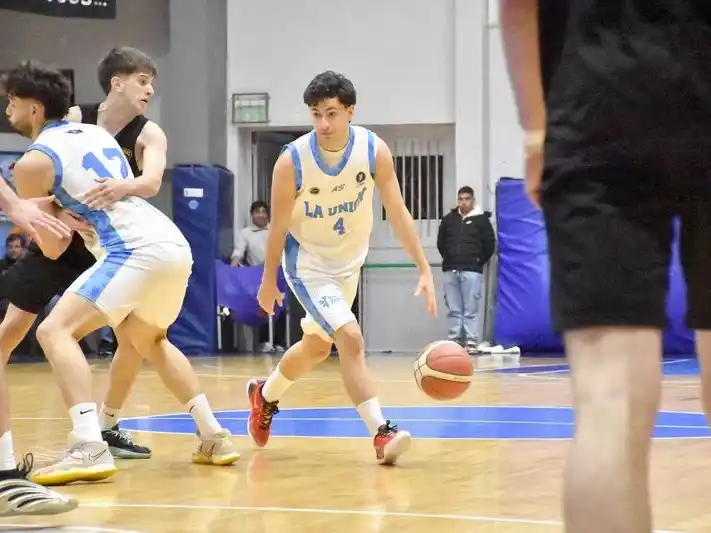 La Unión terminó tercero
y Regatas fue el campeón