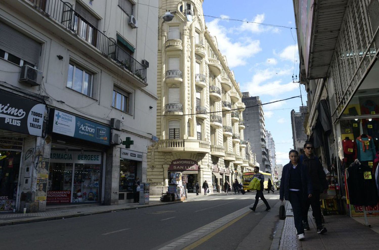 Polémica por la peatonalización de calle San Luis: “Estamos divididos en las opiniones”