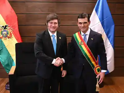 Los mandatarios Javier Milei y Rodrigo Paz Pereira.