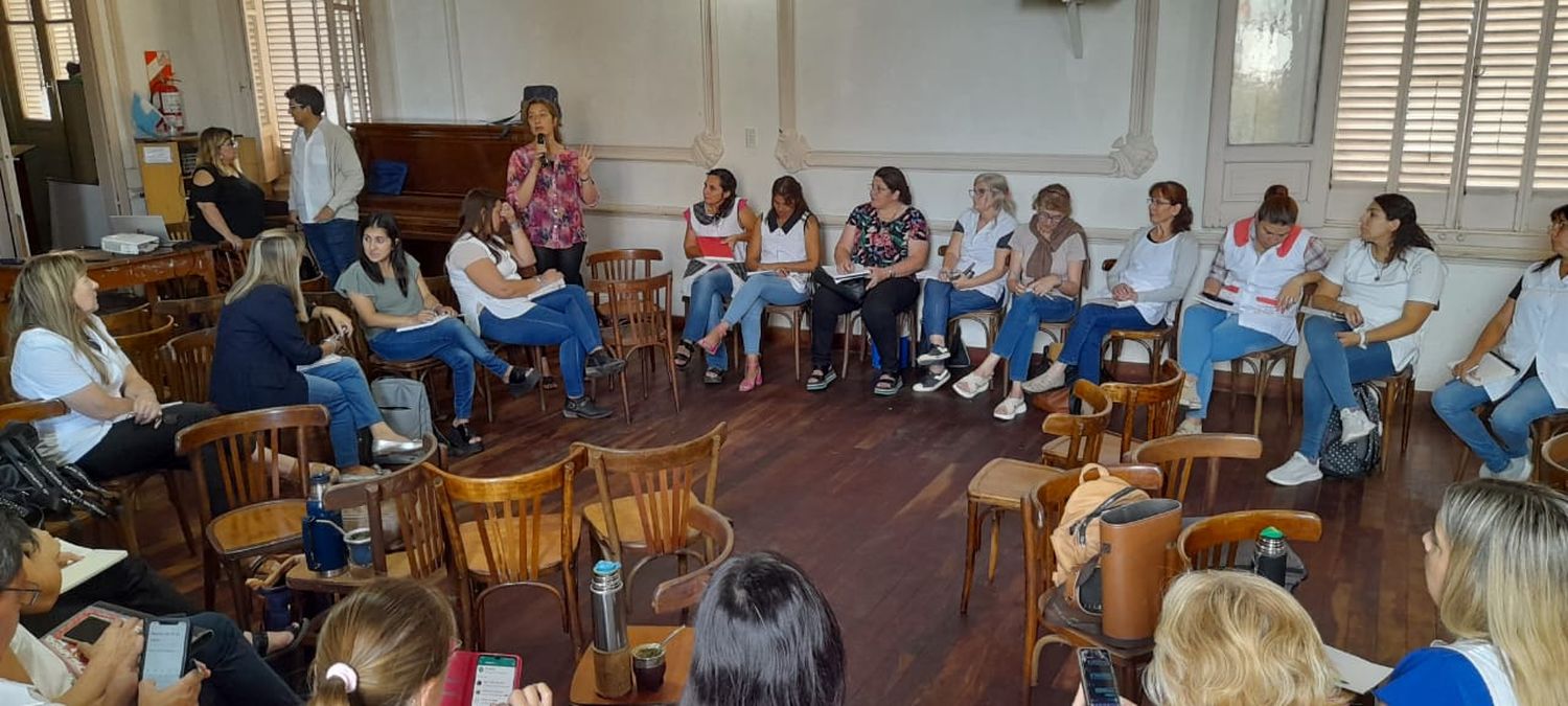 Se presentó en Gualeguay el Programa Nacional “Libros para Aprender”