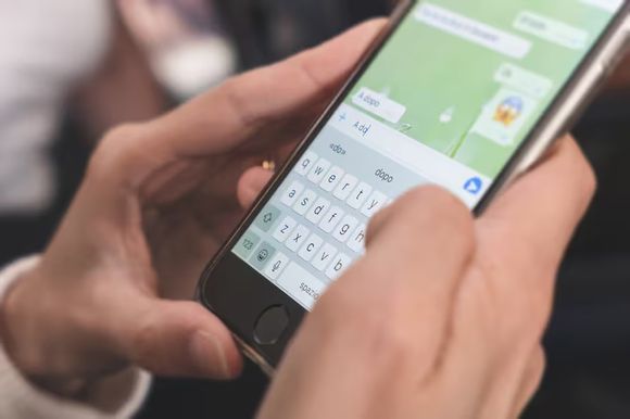Día del Trabajador: frases para compartir por WhatsApp este 1° de mayo