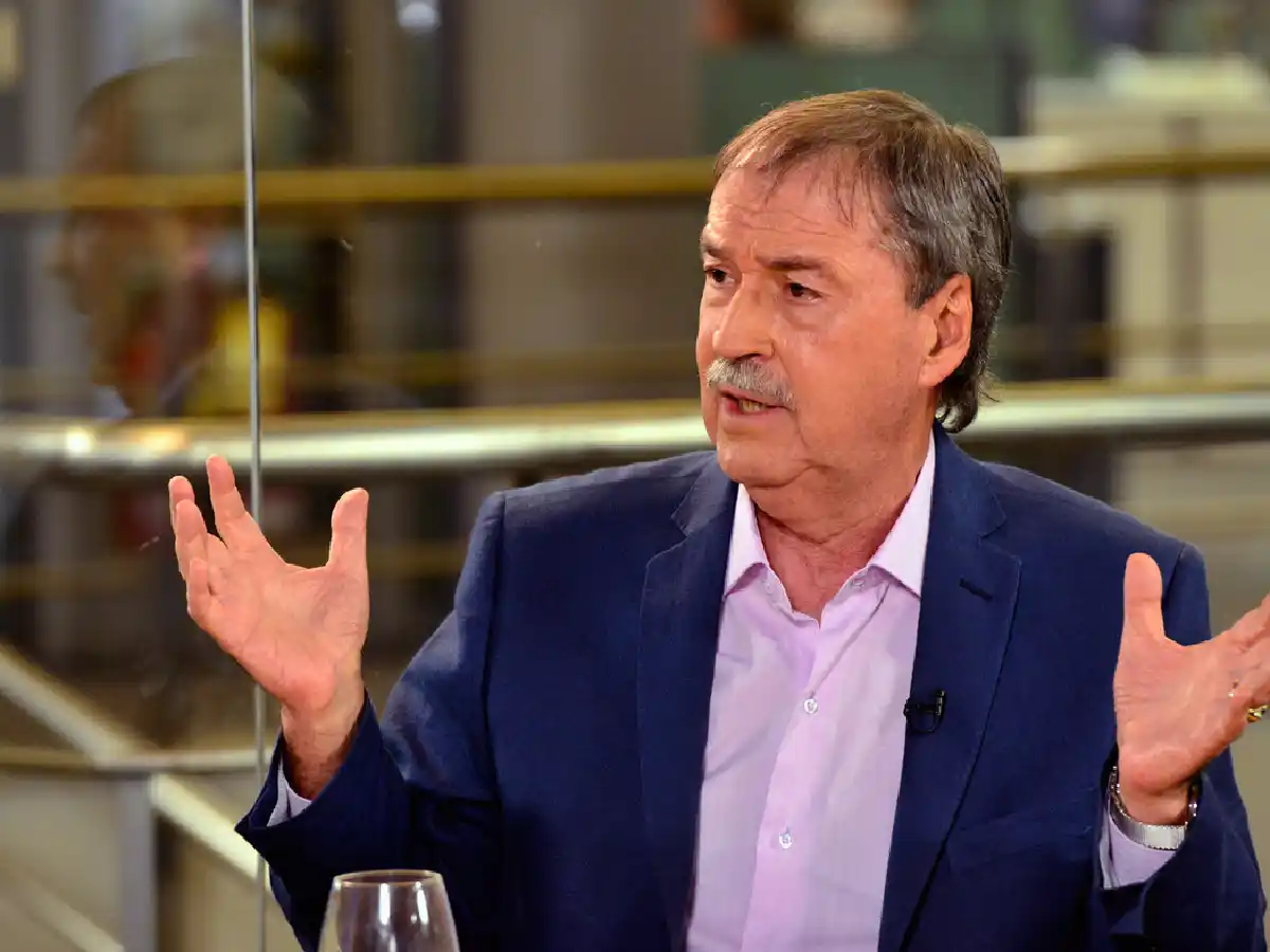 Schiaretti ratificó aumentos con cláusula gatillo para el sector público