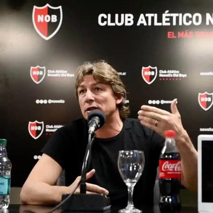 Heinze fue presentado como entrenador de Newell´s: «Pesó el deseo de estar acá»