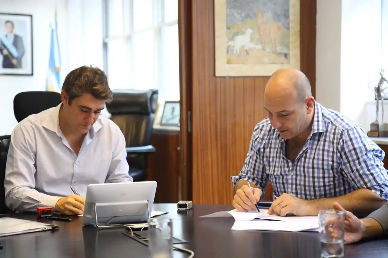 Quilmes: El municipio recibirá 25 millones de pesos para comprar maquinaria