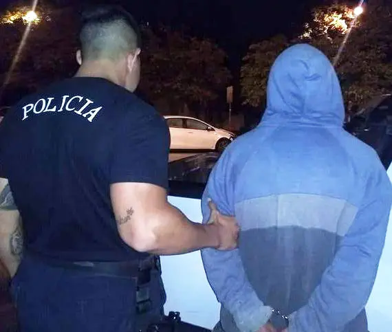 Un individuo fue aprehendido tras intentar robar en una vivienda