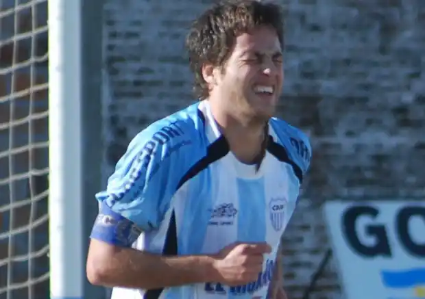 Un año de suspensión a Víctor Fiorotto