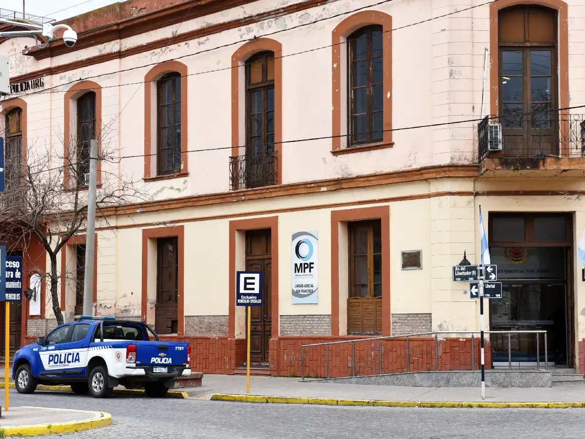 Fue detenido por agredir a su expareja