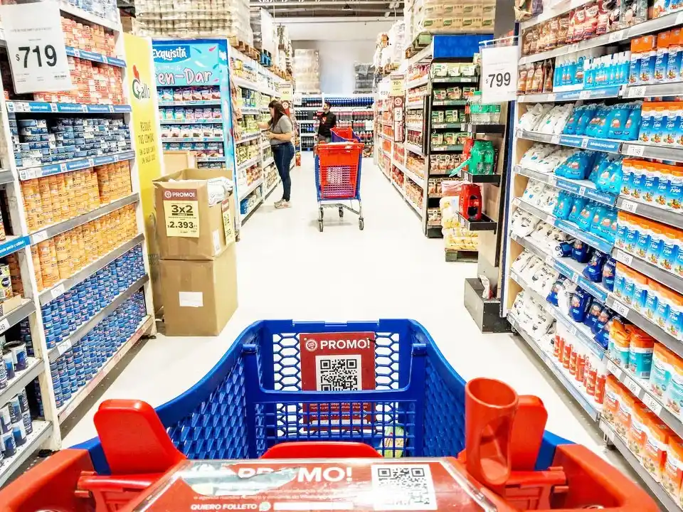 El consumo se recupera impulsado por promociones en el primer semestre