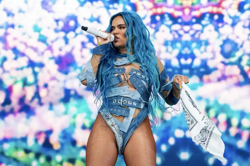 ¡HIZO HISTORIA! Karol G arrasó en los Latin AMA´S