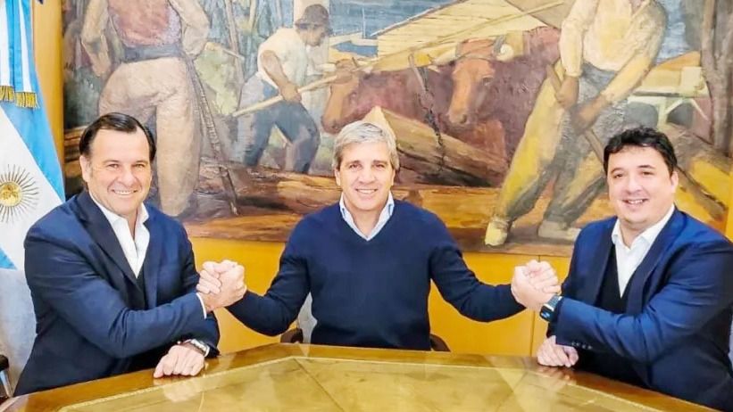Cambios en el Ministerio de Economía: renunciaron dos secretarios