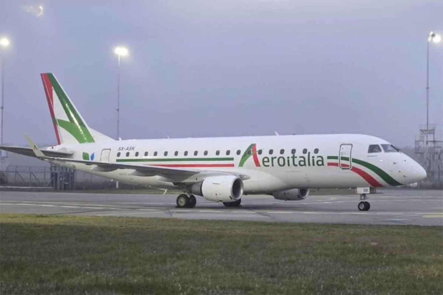 Aeroitalia expands its fleet with an Embraer E175 and strengthens regional routes