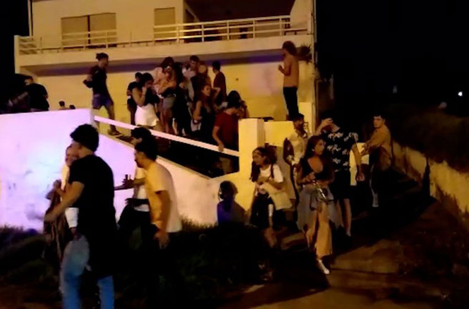Procesaron a dos hombres por organizar fiestas clandestinas durante la pandemia en Mar del Plata