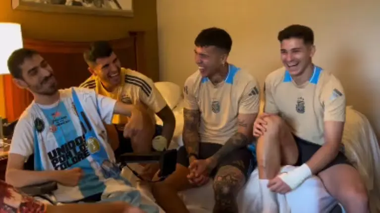 “¿Cuántos pulmones tenés?”: el divertido diálogo de un fanático de la selección argentina con jugadores