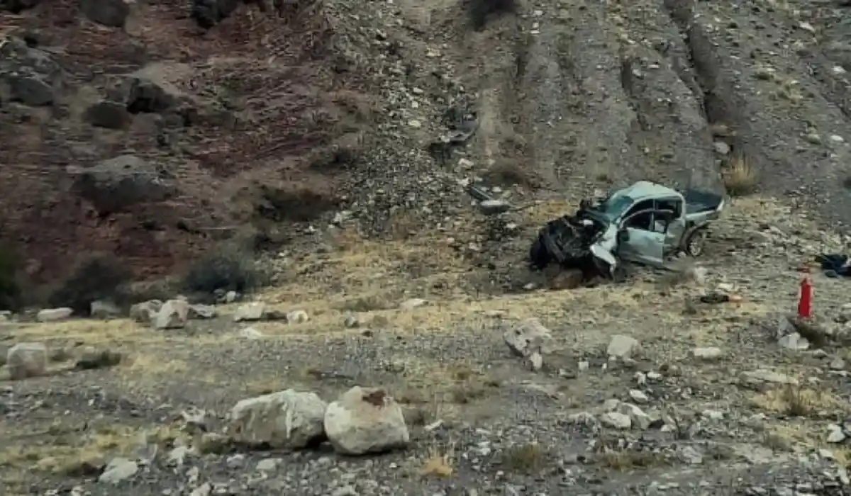 Tragedia en Purmamarca: murieron dos turistas y una permanece internada tras desbarrancar a bordo de una camioneta