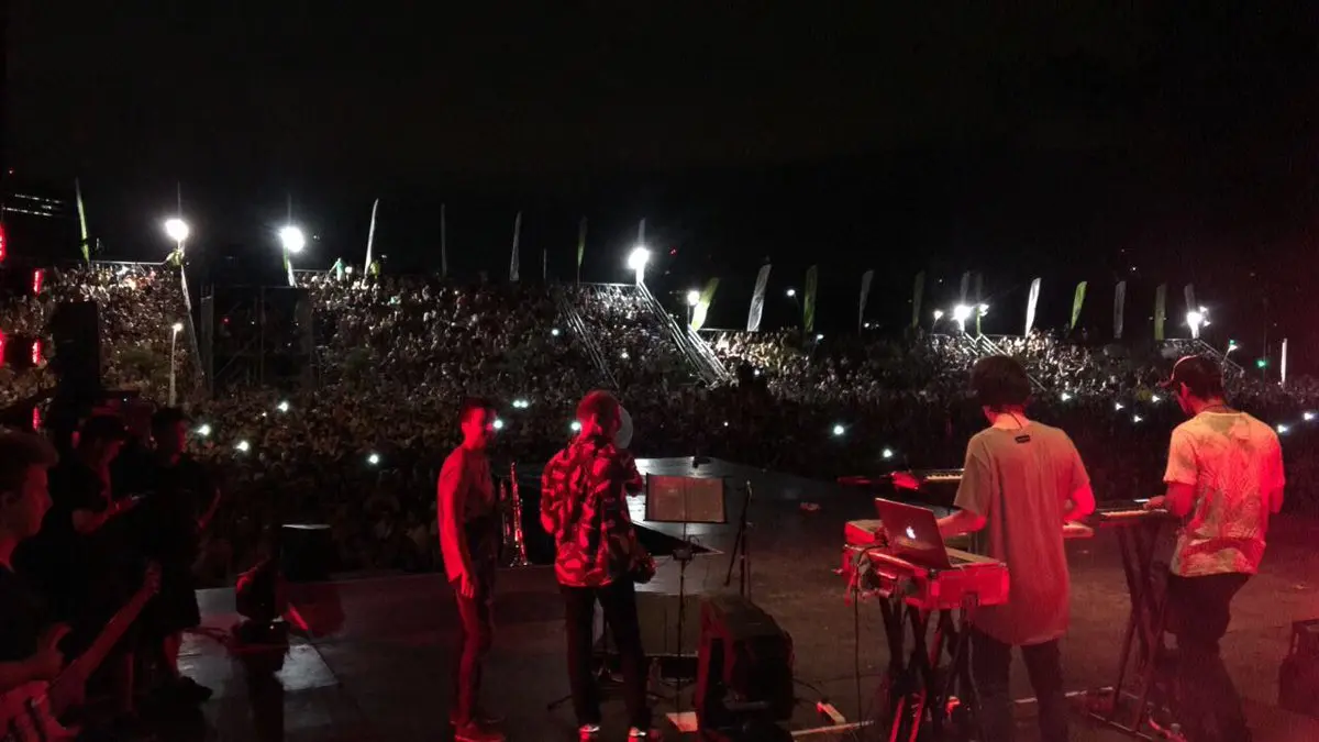 Márama hizo delirar a una multitud en los Carnavales de Vicente López