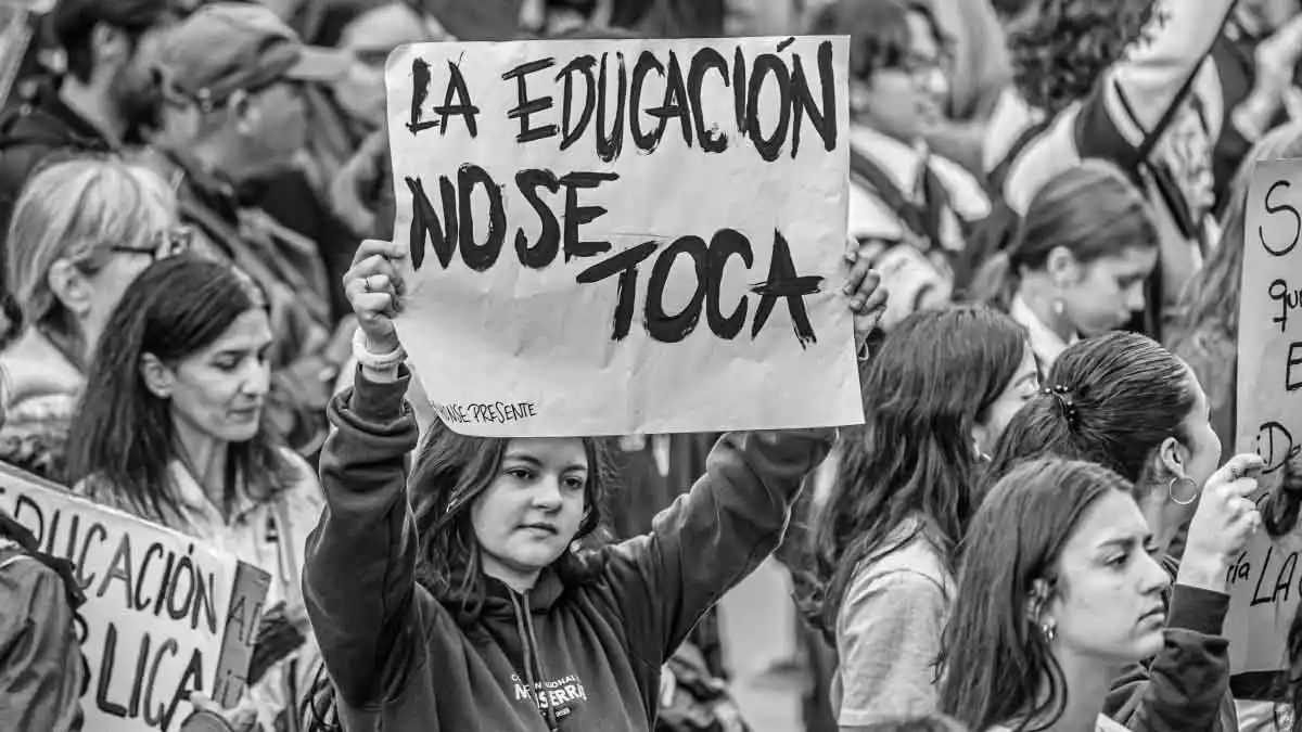 Desde el PJ dijeron que “el veto de Milei es un ataque a la educación pública”