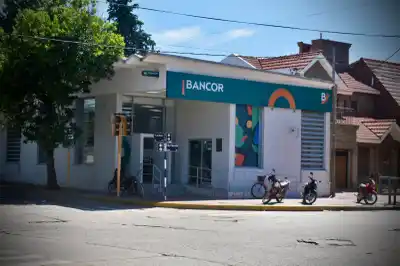 Cierra la sucursal del Banco Córdoba en barrio Sarmiento y reubicarán a los empleados