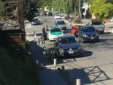 Controles de tránsito: “Paran a unos y a otros no”