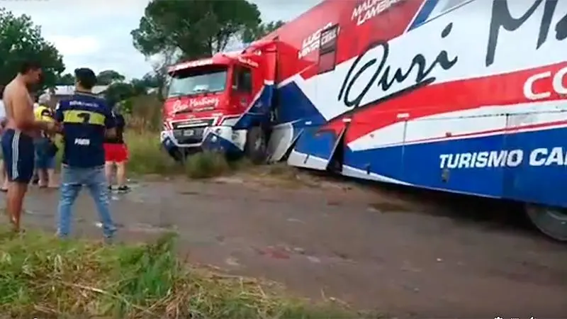 Despistó un camión del Gurí Martínez Competición cuando regresaba de Viedma